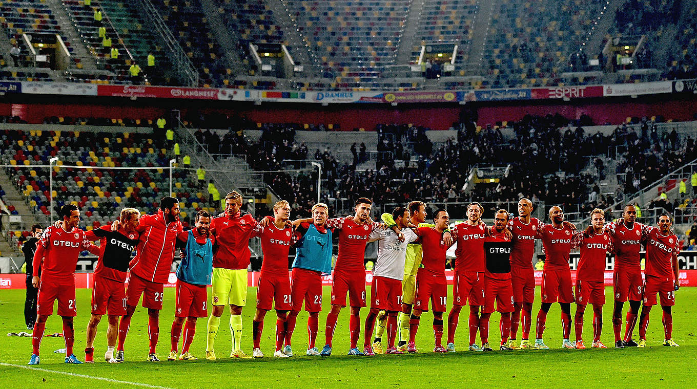 Klettert nach 1:0 gegen St. Pauli auf Rang zwei: Fortuna Düsseldorf © 2014 Getty Images