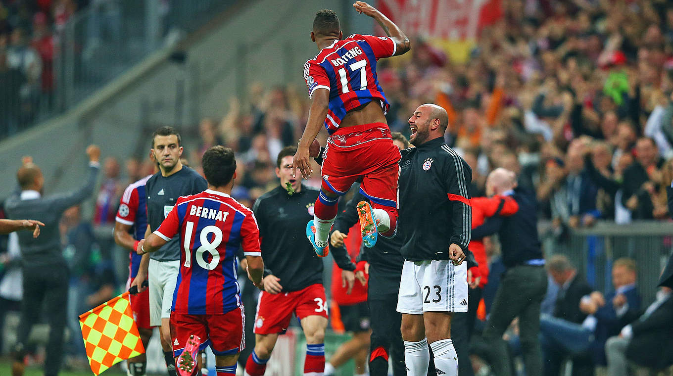 Bayern Munich's Jérôme Boateng celebrates against Manchester City © 2014 Getty Images