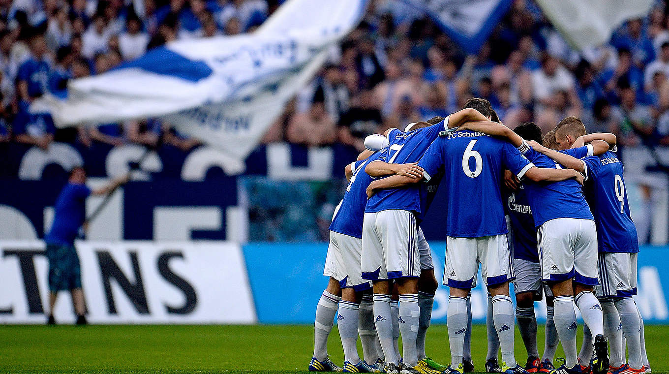 Ruhnert über Schalke: "Claim lautet: 'FC Schalke 04. Wir leben dich.'" © 2013 Getty Images