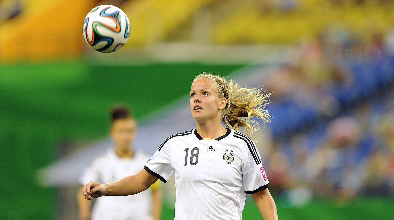 Frisch von der U 20 aufgerückt: Lena Petermann © 2014 Getty Images