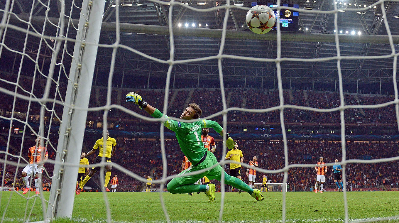 Adrian Ramos macht den Deckel drauf: Dortmund siegt 4:0 und bleibt Gruppenerster © 2014 Getty Images