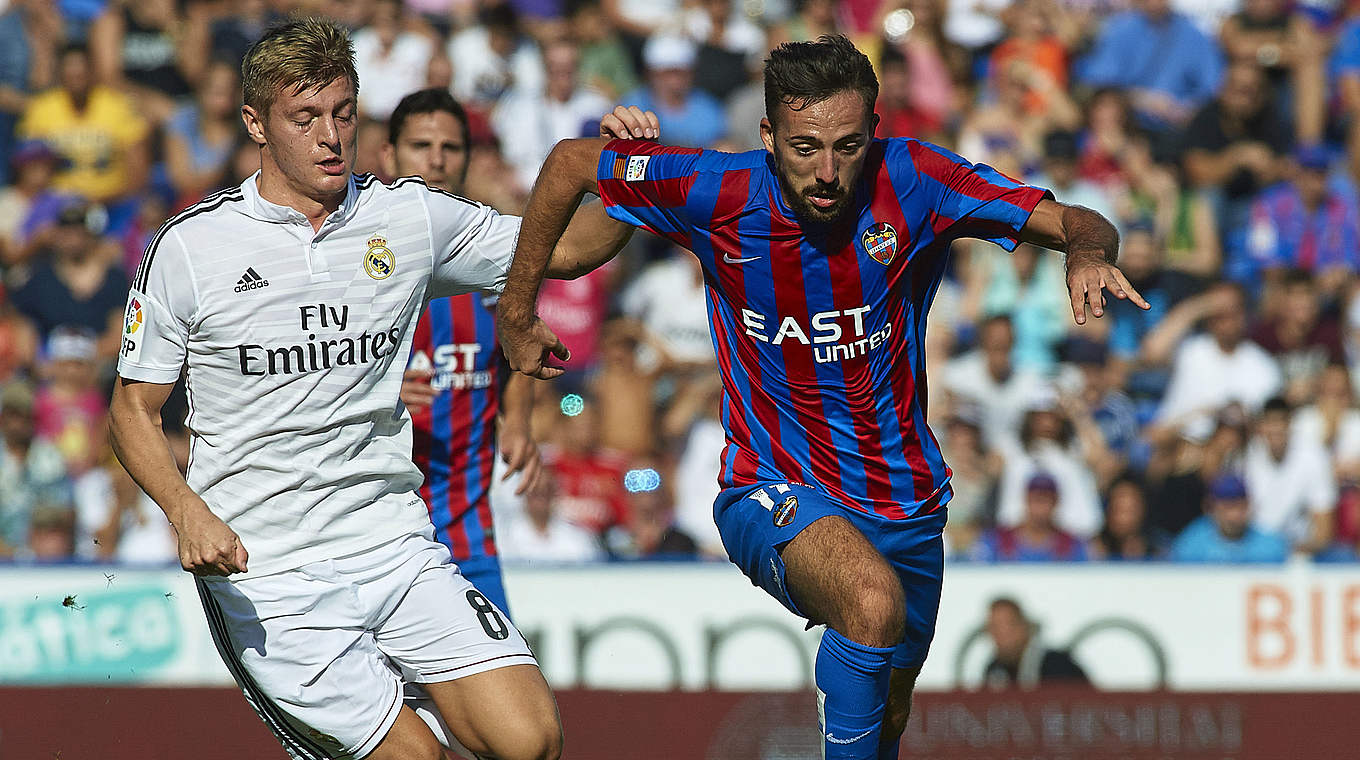 Kroos in a game against Levante © 2014 Getty Images