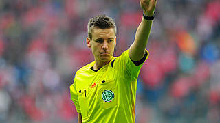 Bislang 31 Bundesligaspiele geleitet: der FIFA-Referee Daniel Siebert aus Berlin © 2014 Getty Images