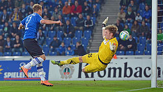Traf zum 2:0 gegen Erfurt: Bielefelds Christoph Hemlein (l.) © 2014 Getty Images