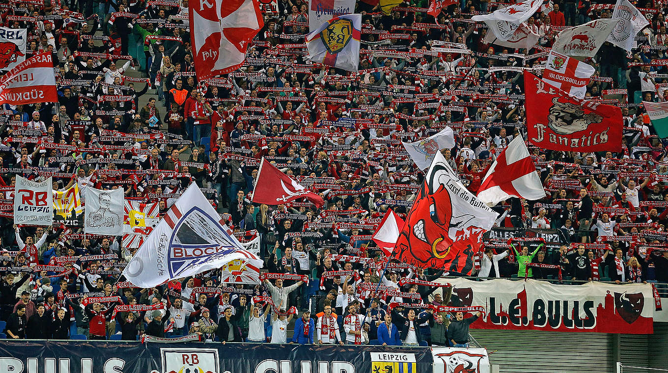 Die zweitgrößte Kulisse und wieder ein Aufstieg: RB Leipzig © 2014 Getty Images
