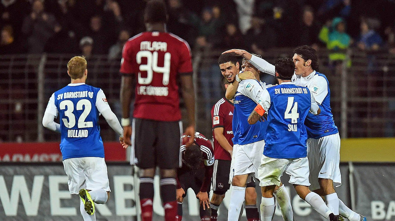 Zwei Gefühlswelten: Nürnberg schwächelnd, Darmstadt obenauf © 2014 Getty Images