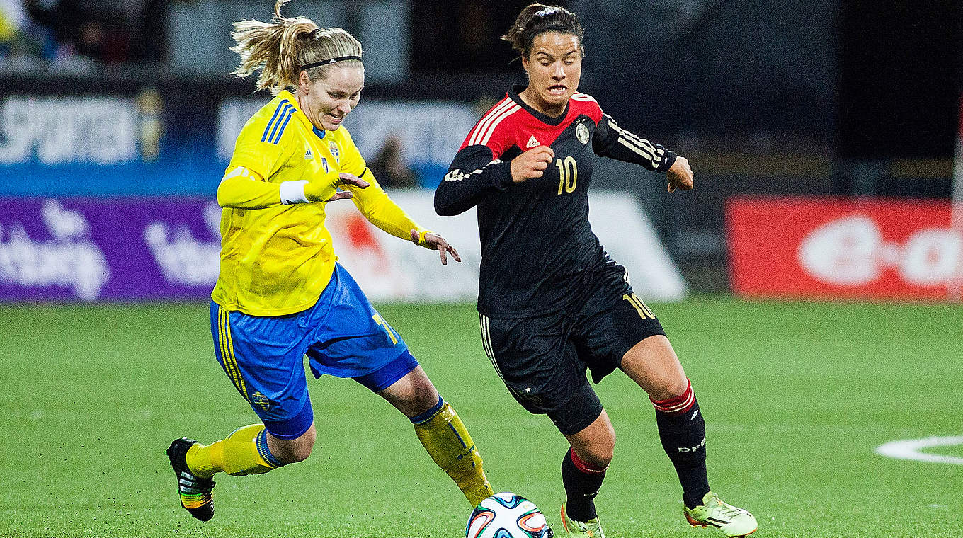 Auftaktniederlage beim Algarve Cup: Marozsan (r.) und Co. gegen Schweden © 2014 Getty Images