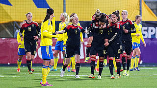 Melanie Leupolz put in a good performance against Sweden © 