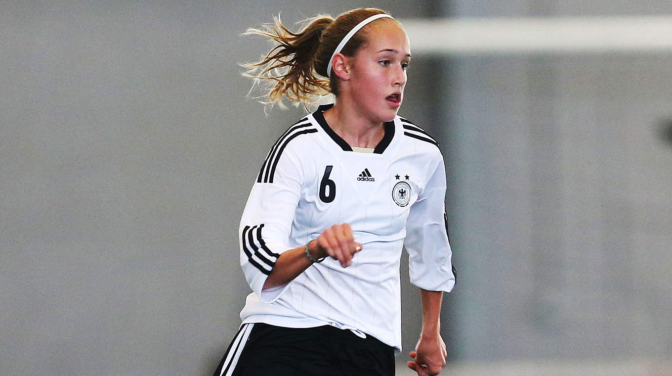 Sydney Lohmann scored her first goal for the Germany U15 side © 2014 Getty Images