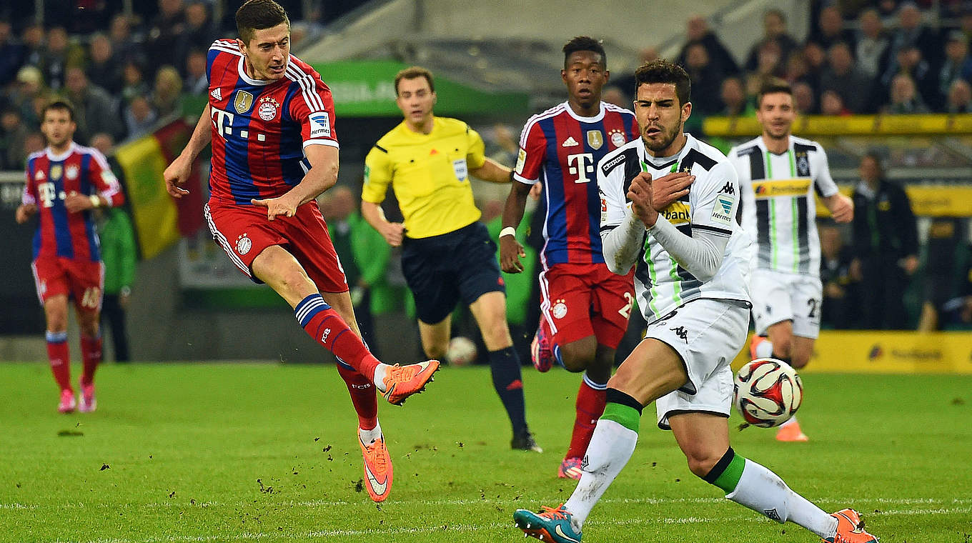 Ein erster Warnschuss der Bayern: Lewandowski © 2014 Getty Images