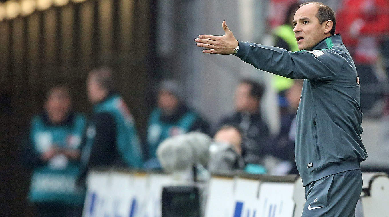 Empfängt Stuttgart im Topspiel: Bremen und Trainer Viktor Skripnik © 2014 Getty Images