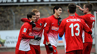 Seit fünf Spielen ungeschlagen: Der SC Freiburg II reist nach Koblenz © 2013 Getty Images