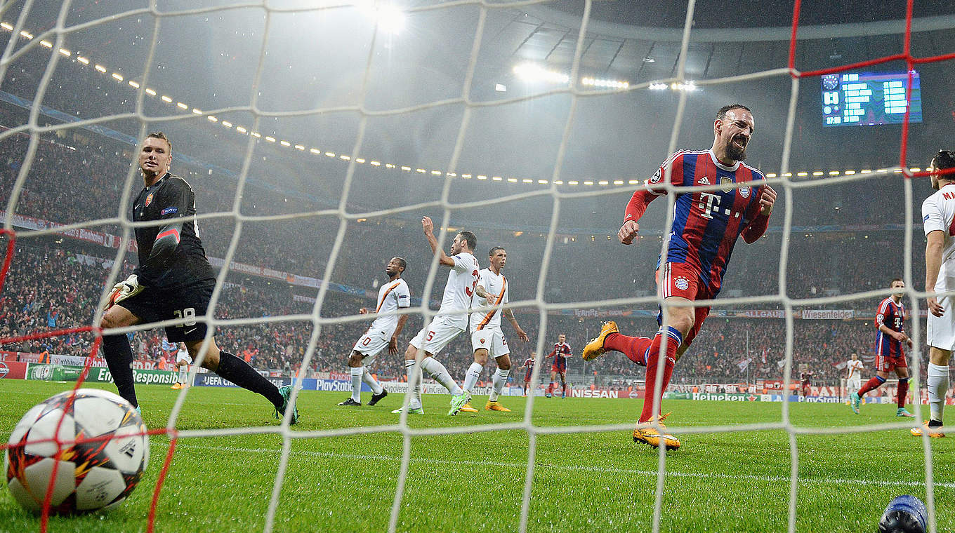Der Führungstreffer für die Bayern: Franck Ribery netzt ein © 2014 Getty Images