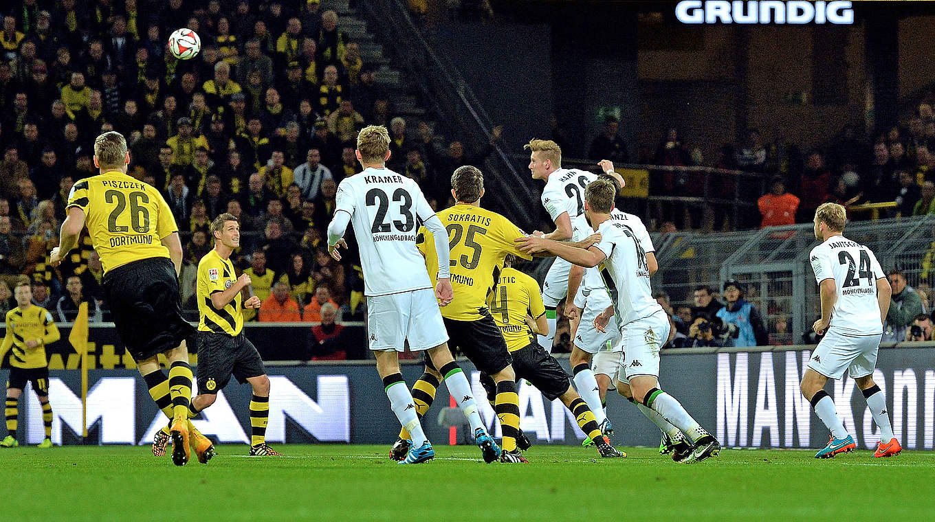 Gladbach struggled to get out of defence against BVB © 2014 Getty Images For MAN