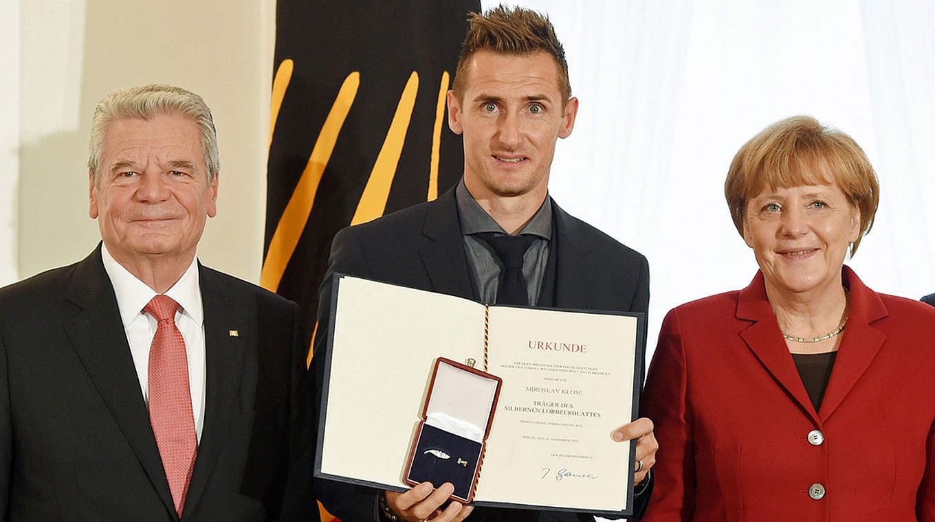 Mit dem Silbernen Lorbeerblatt geehrt worden:  Miroslav Klose © GES/Markus Gilliar