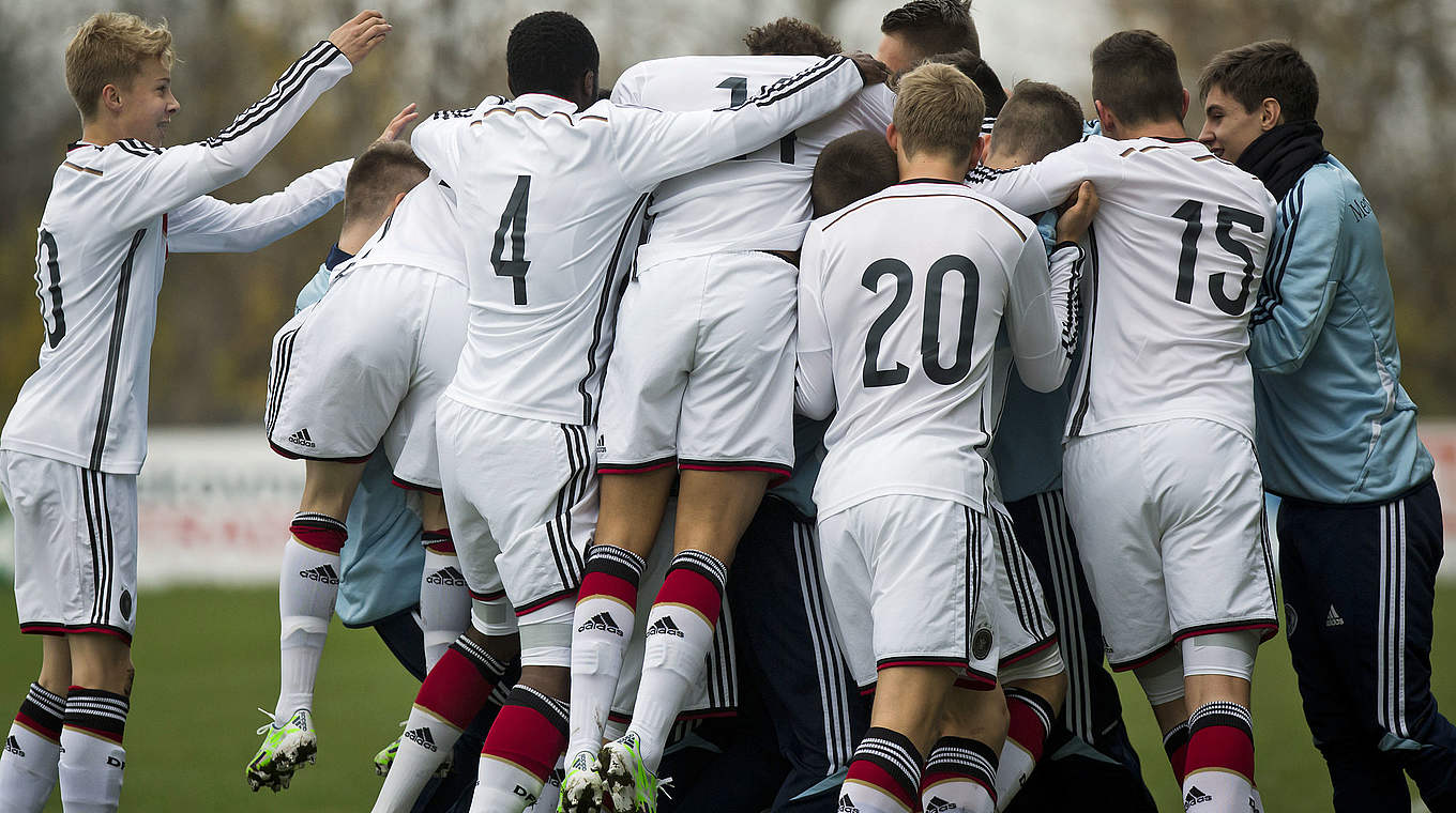 Schönweit über den U 16-Kader: "Einigen Spieler die Chance geben" © 2014 Getty Images