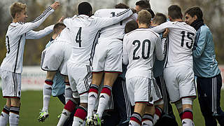 Viermal jubeln in Tschechien: die deutsche U 16-Nationalmannschaft © 2014 Getty Images