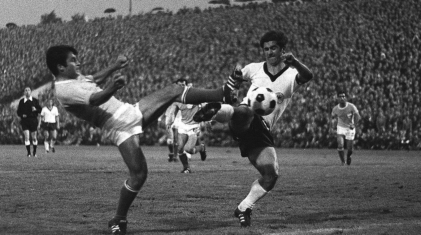 WM-Qualifikation 1969: Gerd Müller (2.v.r.) trifft gegen Zypern © 