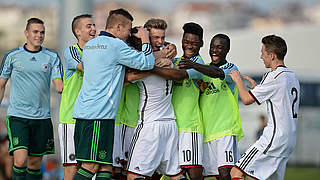 Freude pur: Großer Jubel bei der deutschen U18-Nationalmannschaft nach dem 4:0 beim Vier-Nationen-Turnier gegen die Niederlande © 2014 Getty Images