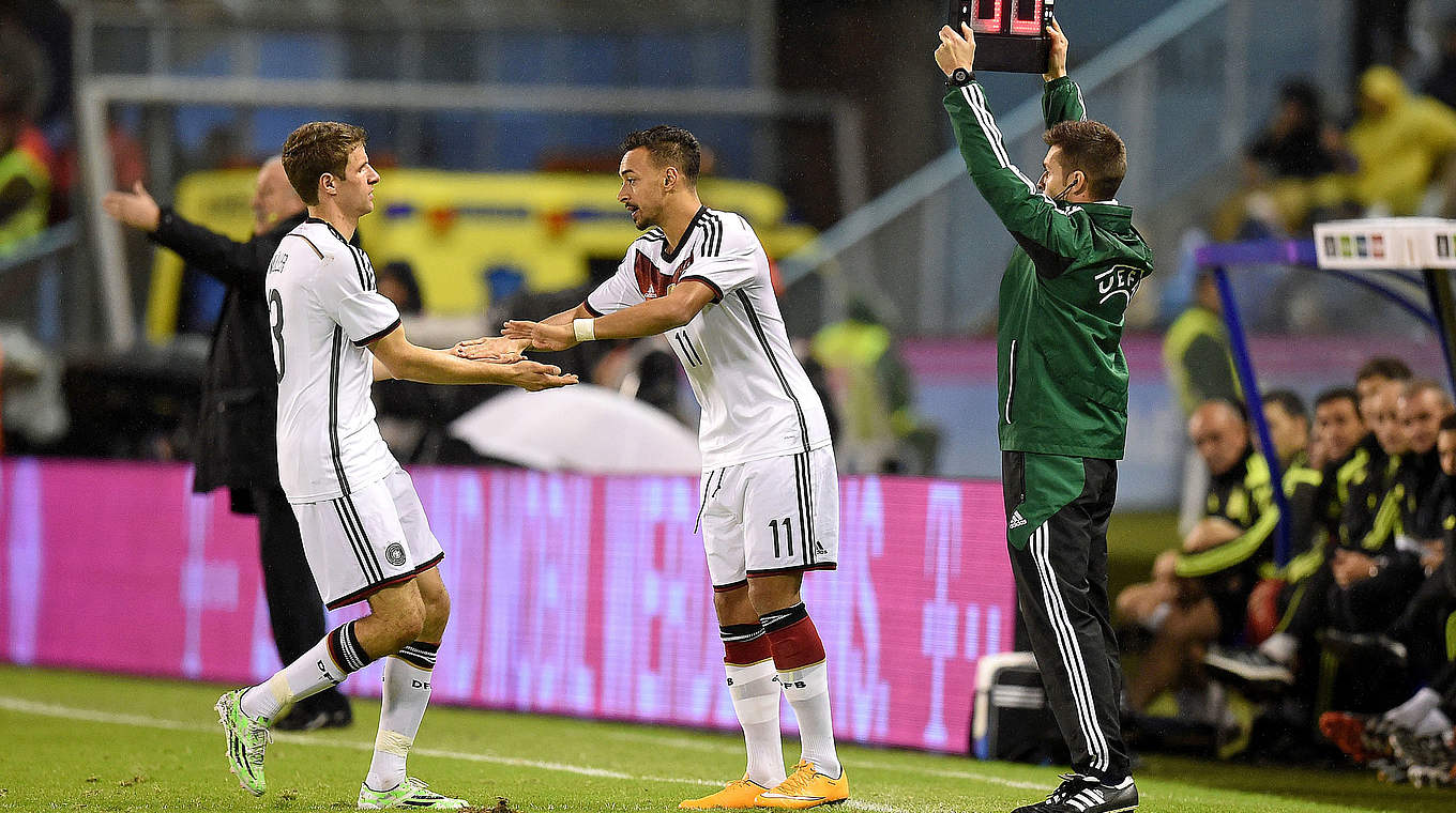 Nach 22 Minuten verletzt ausgewechselt: Thomas Müller (l.) © 2014 Getty Images