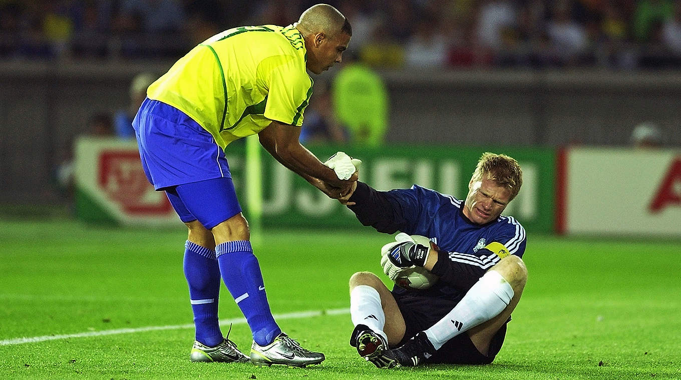Ronaldo helped Oliver Kahn up, which was a gesture that went across the globe © 