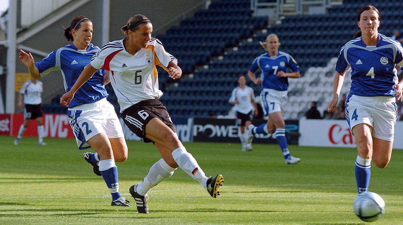 Grings scoring against Finland as she went on to win the Golden Boot in 2005 © imago
