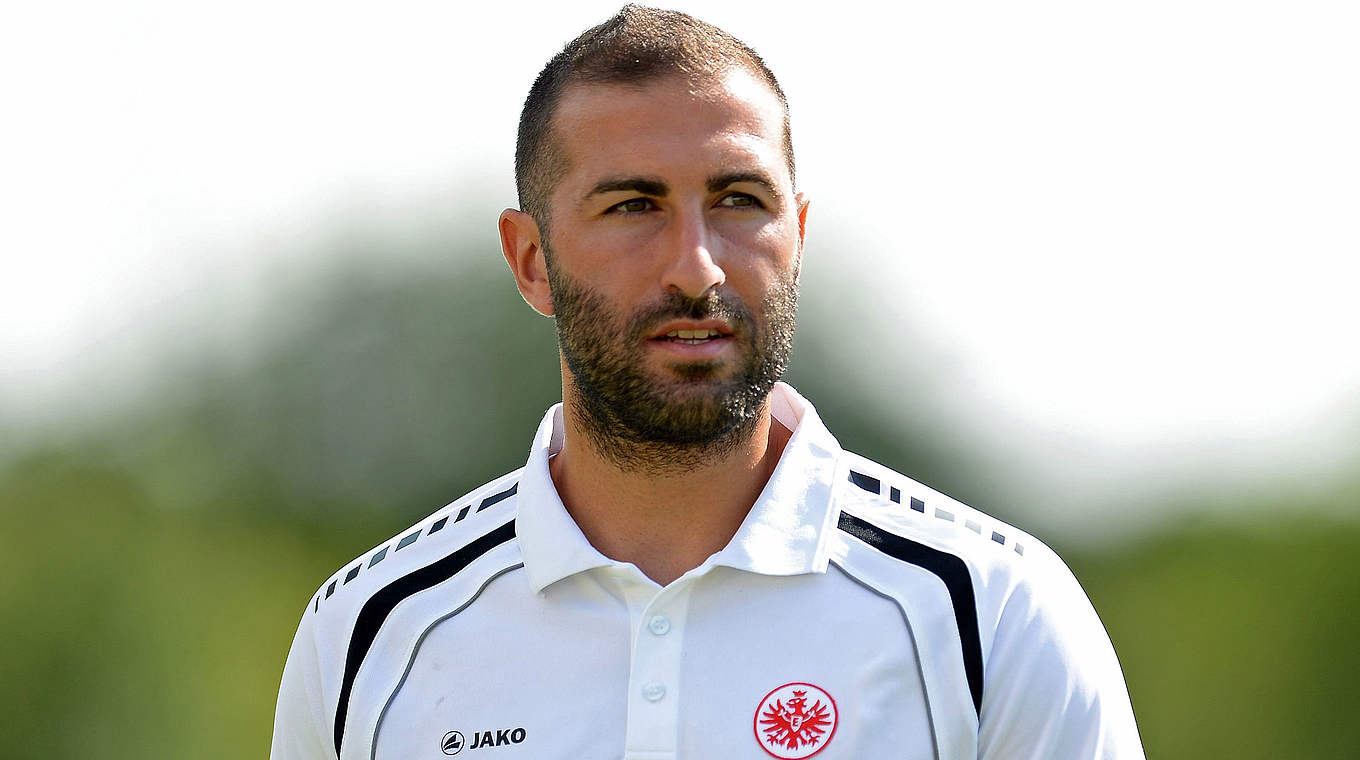 Nicht mehr Trainer der U 19 von Eintracht Frankfurt: Daniyel Cimen © 2013 Getty Images