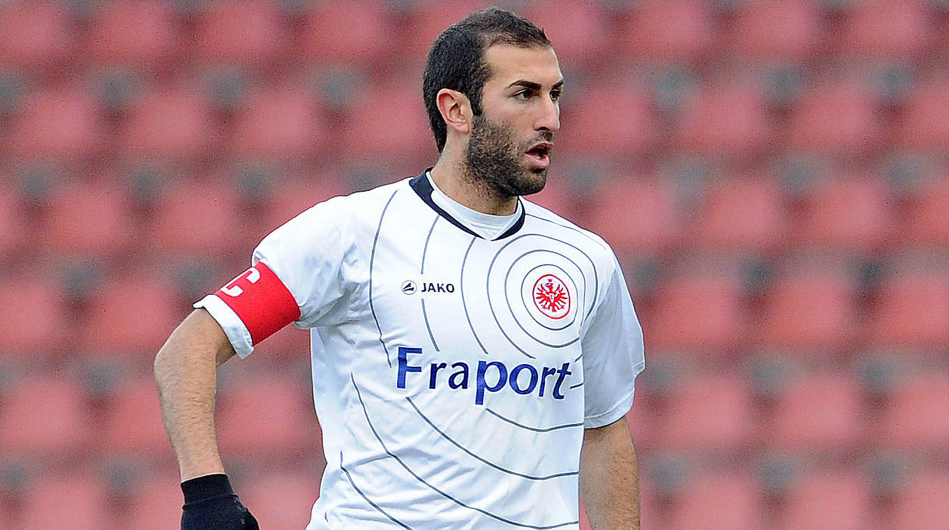 Spielte vor seiner Trainertätigkeit für Frankfurt in der Regionalliga: Daniyel Cimen © 2011 Getty Images