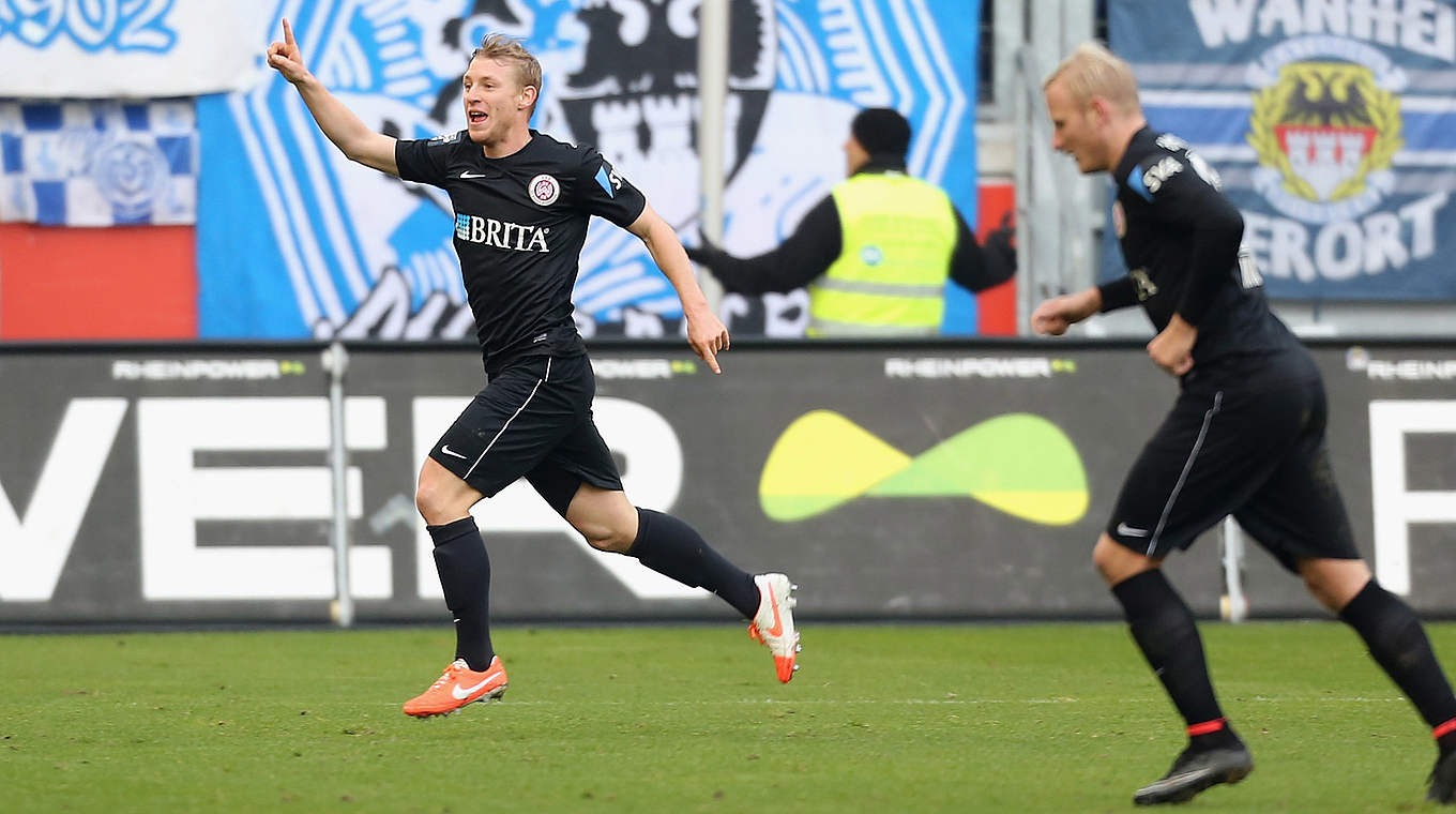 Patrick Funk scored the equaliser for Wehen © 2014 Getty Images