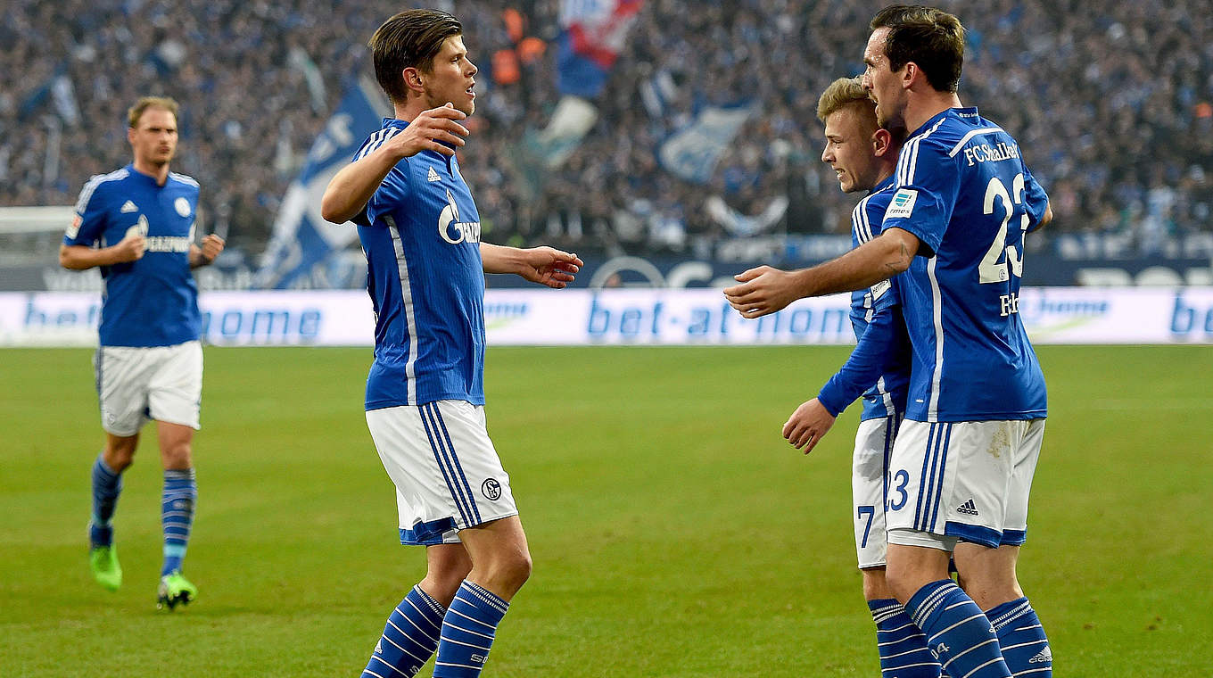 Klaas-Jan Huntelaar was the hat-trick hero for Schalke 04 © 2014 Getty Images