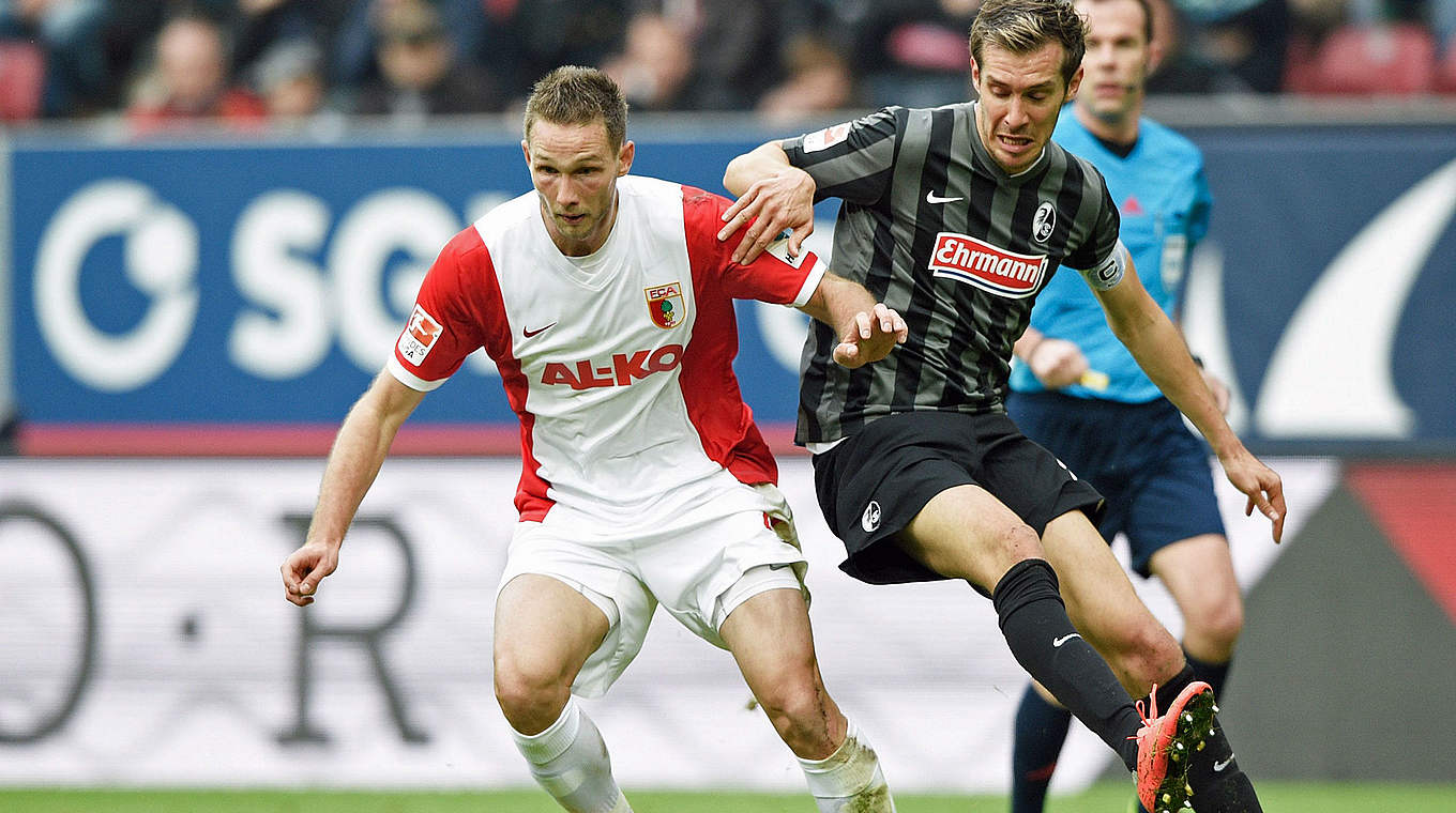 Sprunggelenksverletzung: Augsburgs Tim Matavz (l.) © 2014 Getty Images