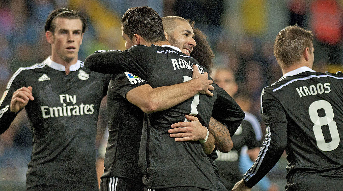 Jubel bei Real: Bale, Ronaldo, Benzema und Kroos (v.l.) feiern den elften Saisonsieg © AFP