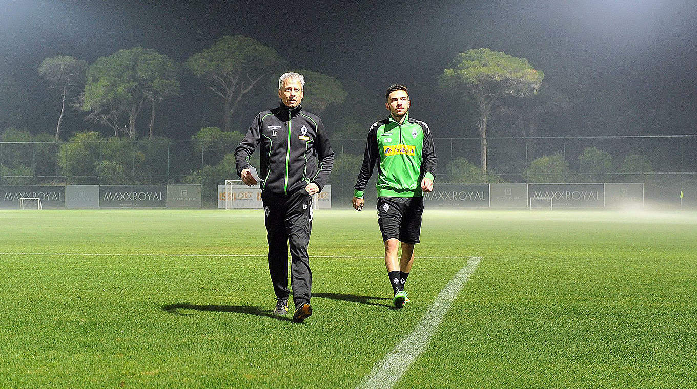 Korb (r.): "Favre hat mir im taktischen und technischen Bereich viel weitergeholfen" © imago/Schwörer Pressefoto