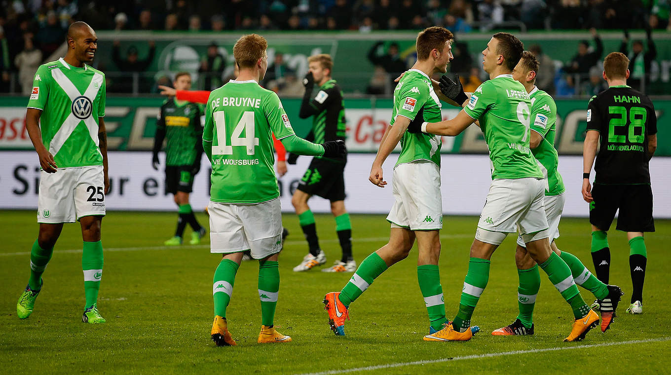 Jubel beim VfL: Sieg gegen Mönchengladbach © 2014 Getty Images  For MAN