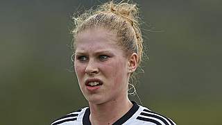 Für ein Spiel gesperrt: Leverkusens Rebecca Knaak © 2014 Getty Images