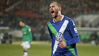 Mit Wolfsburg im Erfolgsrausch: Angreifer Bas Dost © 2014 Getty Images