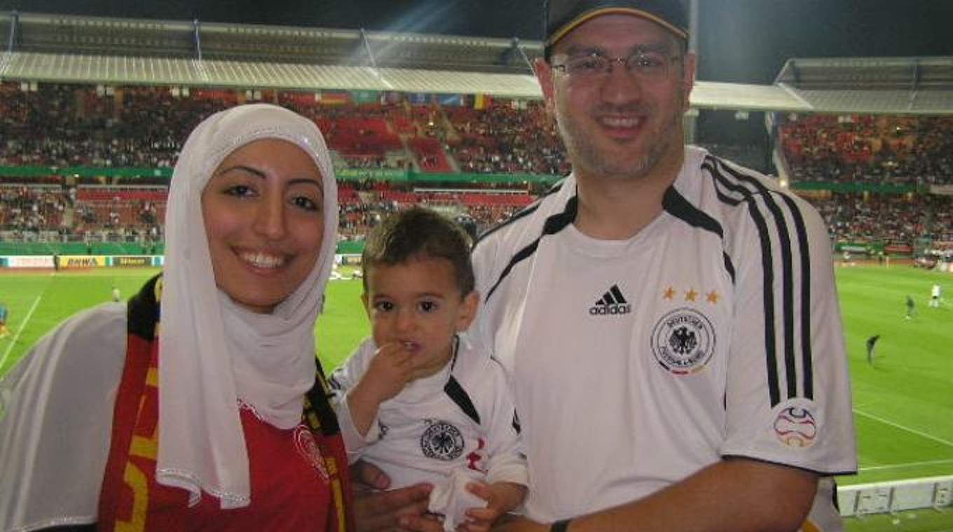 Auf Besuch: Familie El-Achmar 2008 in Nürnberg beim Belgien-Länderspiel. © Privat