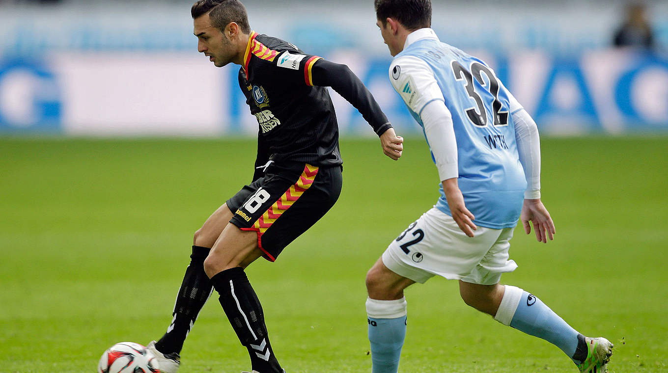 Spiel gedreht: Manuel Torres mit dem KSC in München © 2014 Getty Images