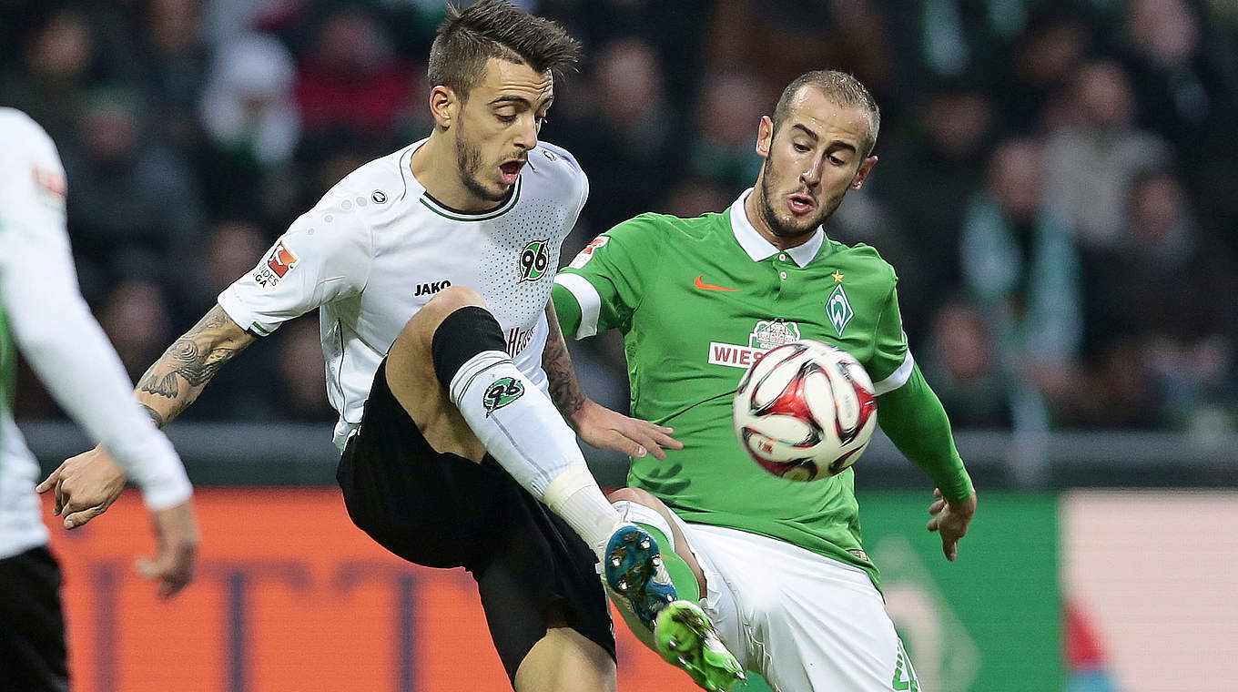 Sechs Tore, kein Sieger: Bremen und Hannover spielen remis © 2014 Getty Images