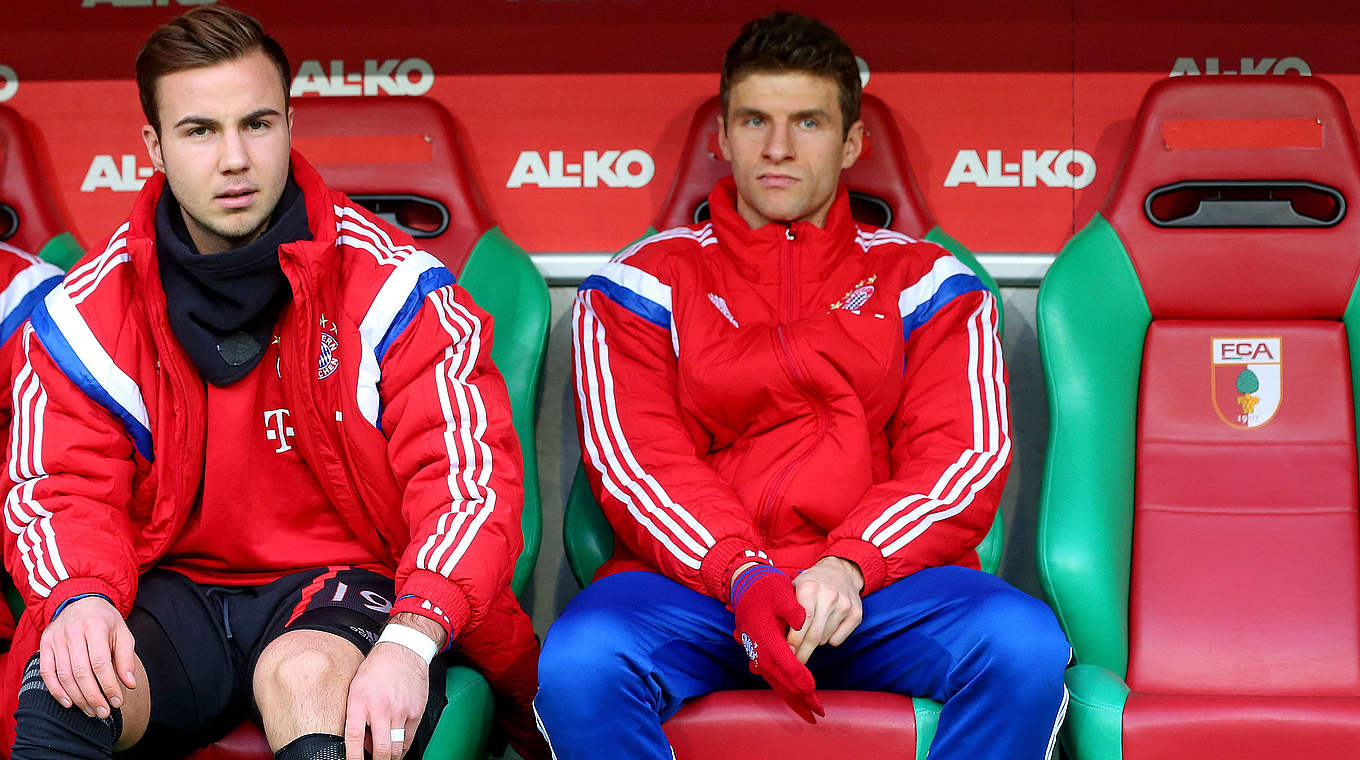 Zunächst auf der Bank: die Weltmeister Götze und Müller (r.) © 2014 Getty Images