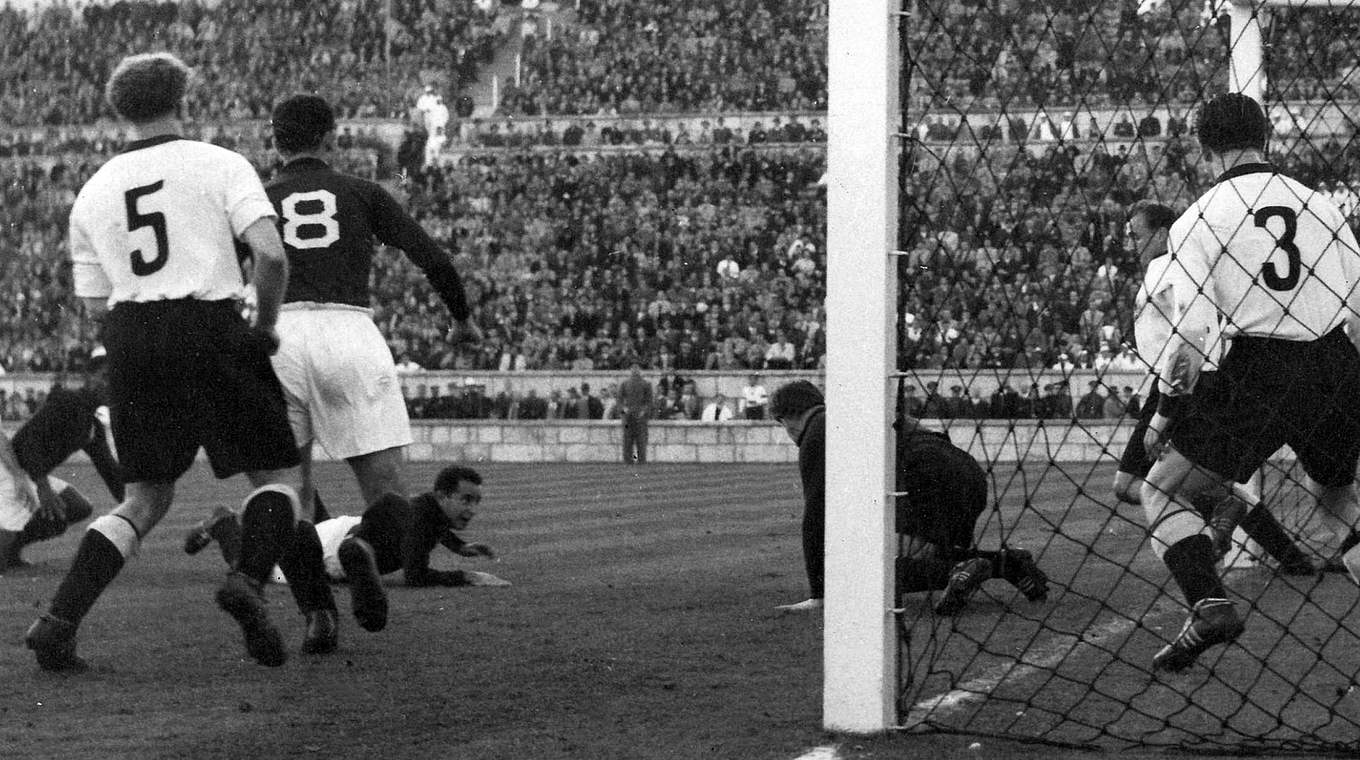 3:0 in Lissabon: Die Weltmeister gewinnen 1954 gegen Portugal © imago sportfotodienst