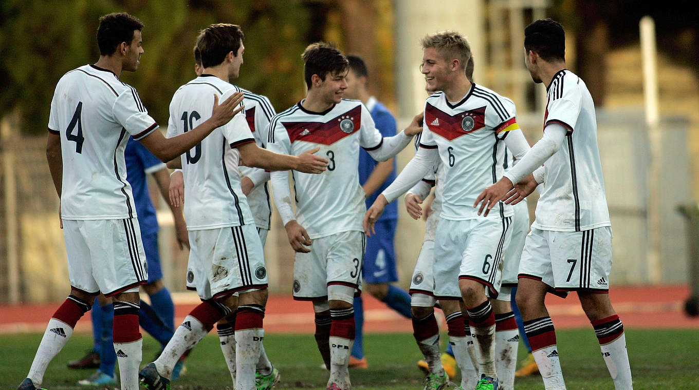 Der Fahrplan nach die Griechenland steht: die deutschen U 19-Junioren © 2014 Getty Images