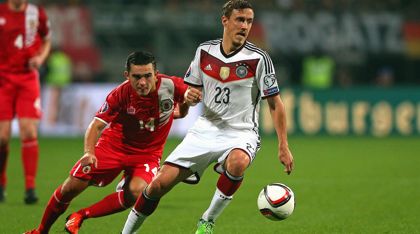 Erste Premieren in Hamburg: Nationalspieler Max Kruse (r.) © 2014 Getty Images