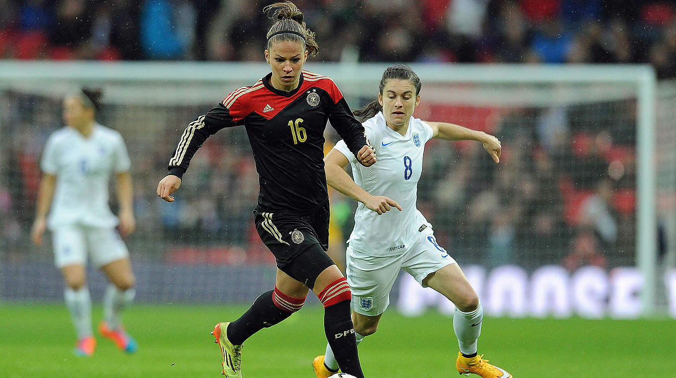 Melanie Leupolz (v.) will mit dem DFB-Team zur WM: "Ich werde alles dafür geben" © imago/Sportimage