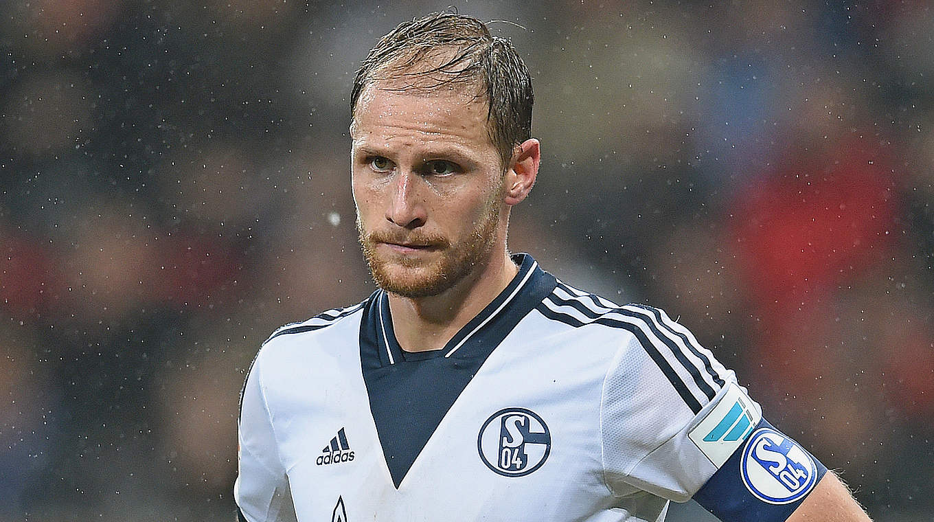 Höwedes: "Our thoughts are with your family and friends" © 2014 Getty Images