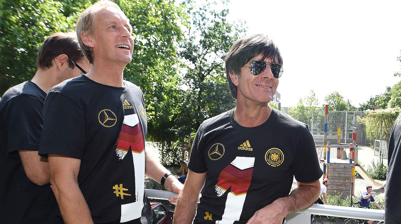 Hermann talking about Löw: He embodies an inspiring and appreciative leadership style © 2014 Getty Images