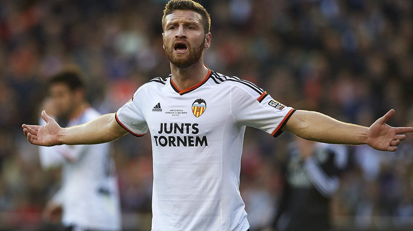 Shkodran Mustafi is on Champions League course with Valencia CF © 2015 Getty Images
