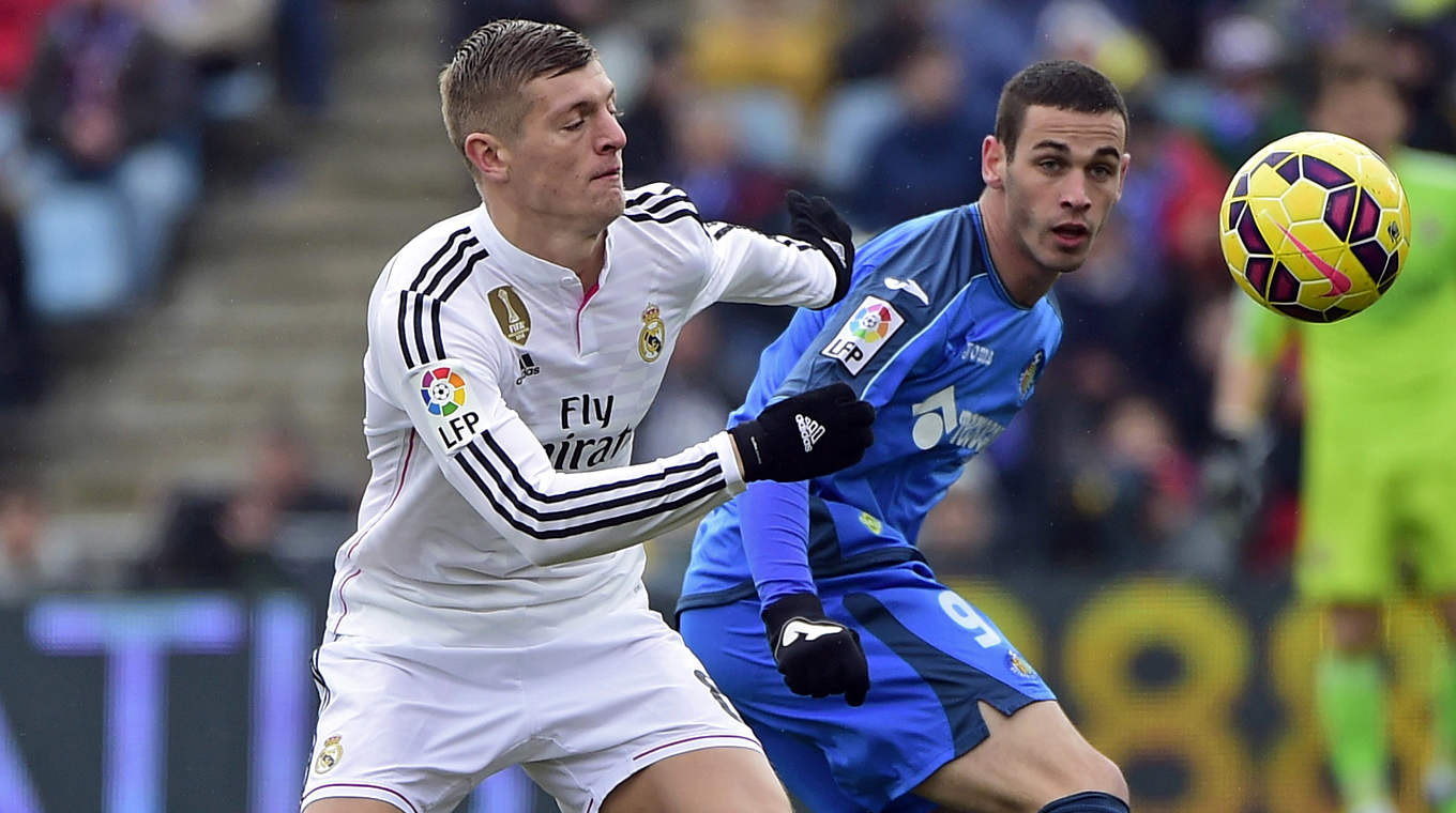 Toni Kroos was denied by the woodwork in Real Madrid's win © AFP