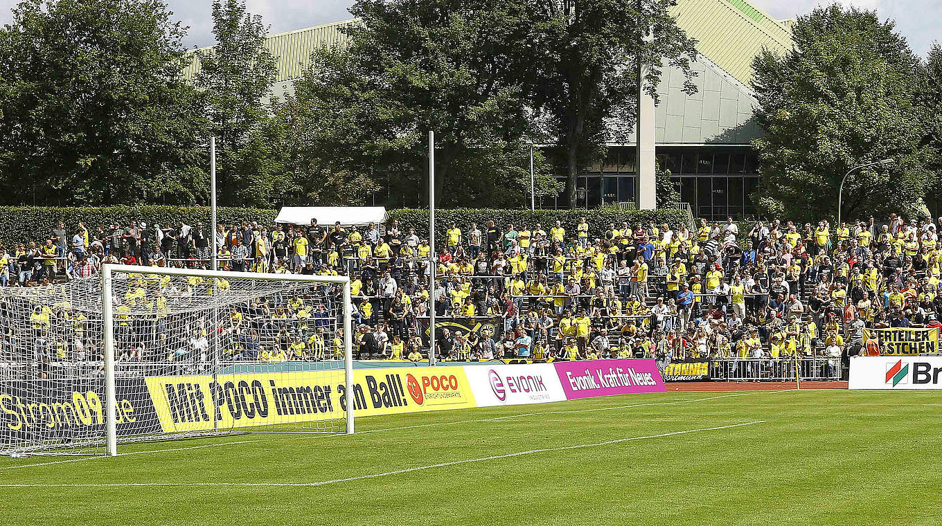 Stadion Rote Erde (Borussia Dortmund II)