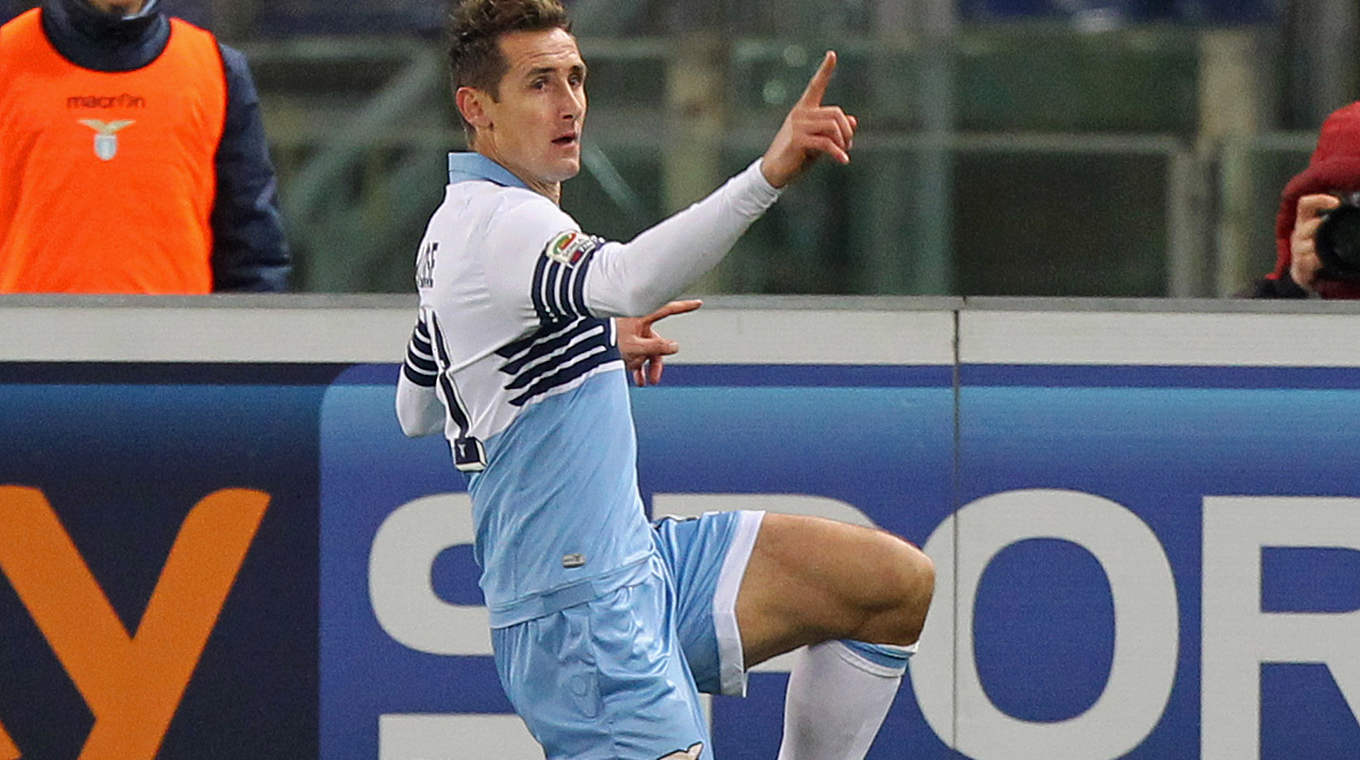 Klose and Lazio are in the semis © 2015 Getty Images